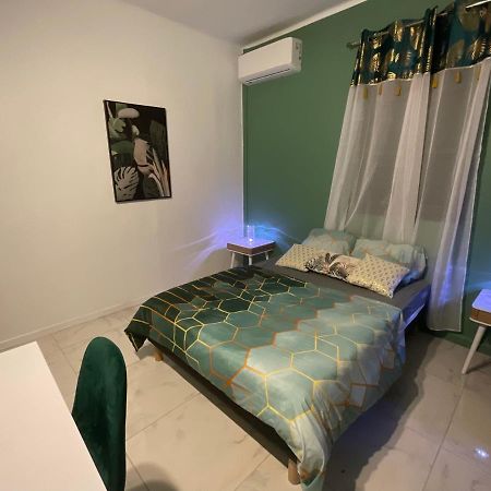 Residence Peace & Joy Фор дьо Франс Екстериор снимка